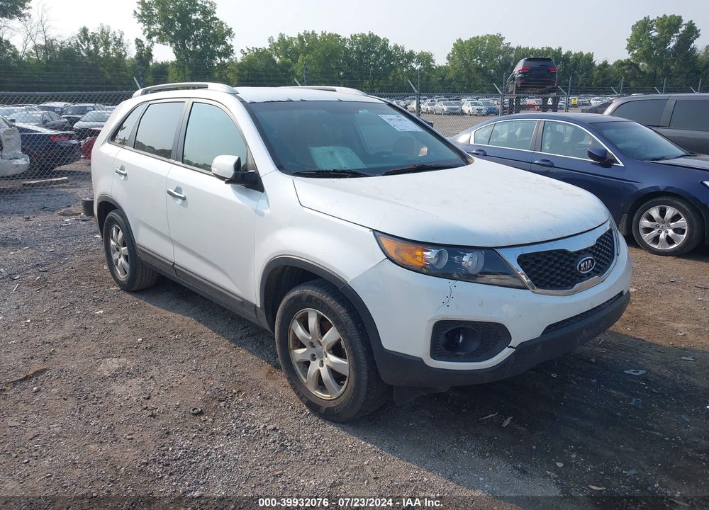 2012 KIA SORENTO LX VIN: 5XYKT4A61CG247083