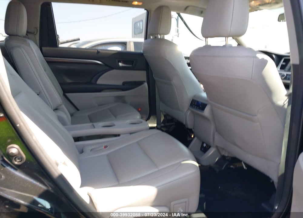 2014 TOYOTA HIGHLANDER LIMITED V6 VIN: 5TDYKRFHXES010778