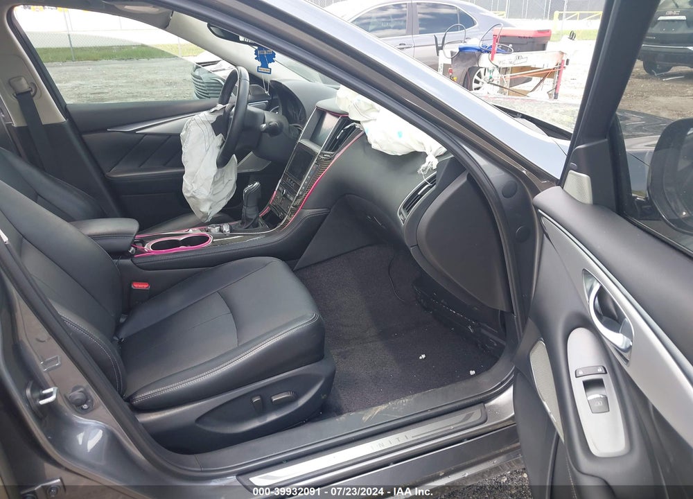 2018 INFINITI Q50 3.0T LUXE VIN: JN1EV7AR2JM437590
