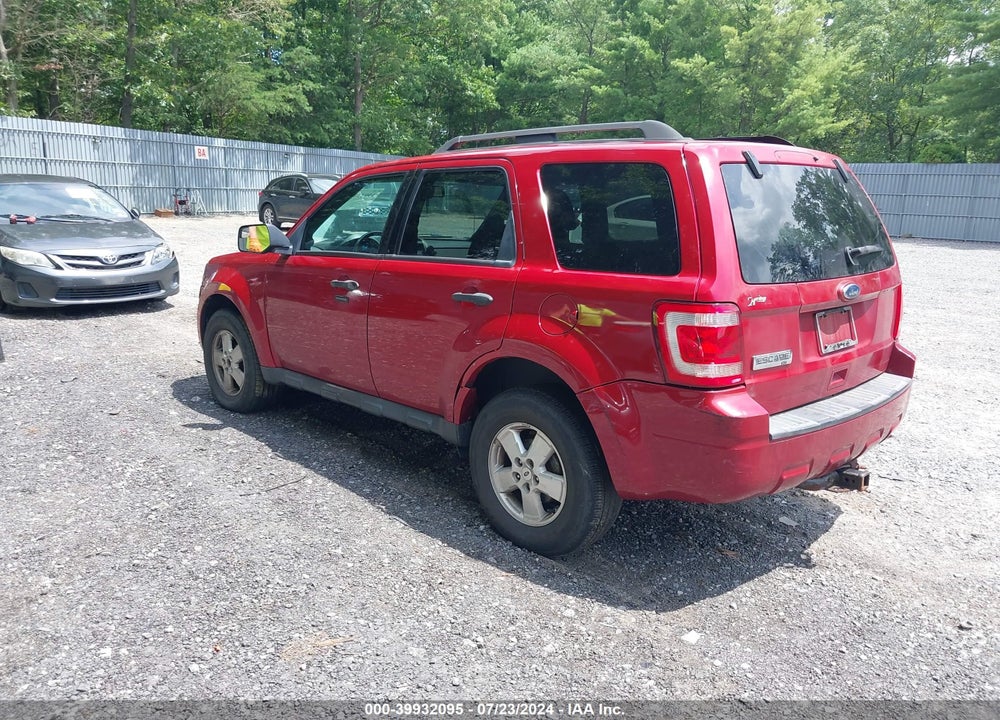2010 FORD ESCAPE XLT VIN: 1FMCU9D75AKB88416