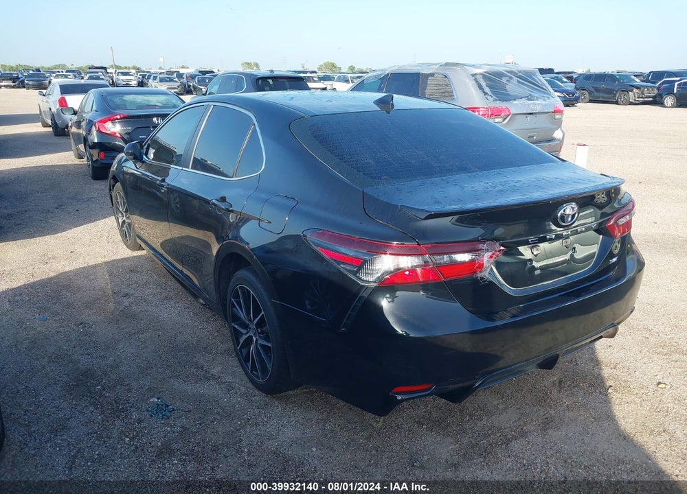 2021 TOYOTA CAMRY SE VIN: 4T1G11AK5MU418758