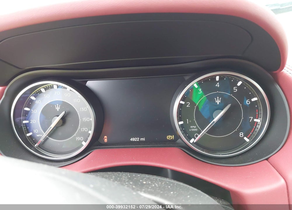 2022 MASERATI LEVANTE GT VIN: ZN661XUAXNX402687