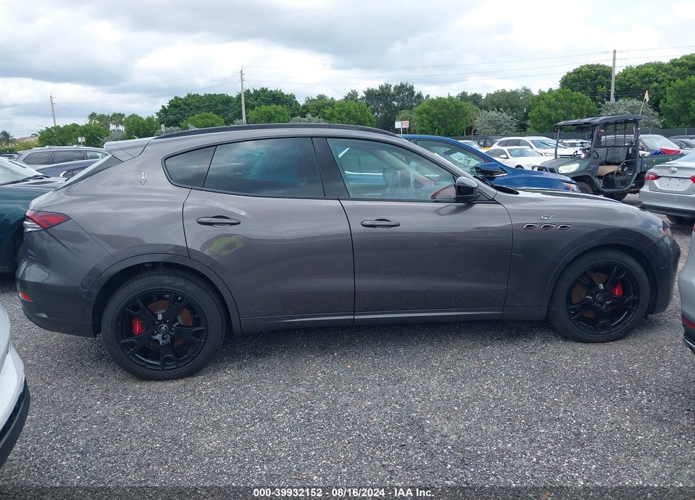 2022 MASERATI LEVANTE GT VIN: ZN661XUAXNX402687