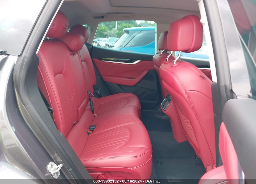 2022 MASERATI LEVANTE GT VIN: ZN661XUAXNX402687
