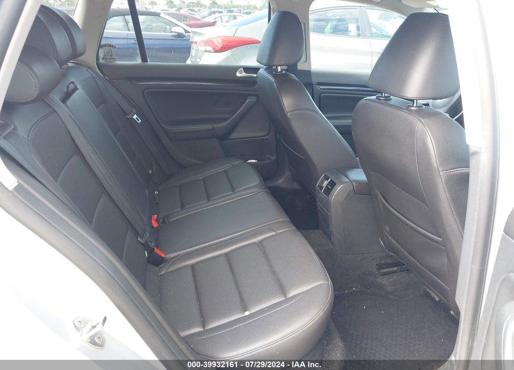 2014 VOLKSWAGEN JETTA SPORTWAGEN 2.0L TDI VIN: 3VWPL7AJ6EM614641