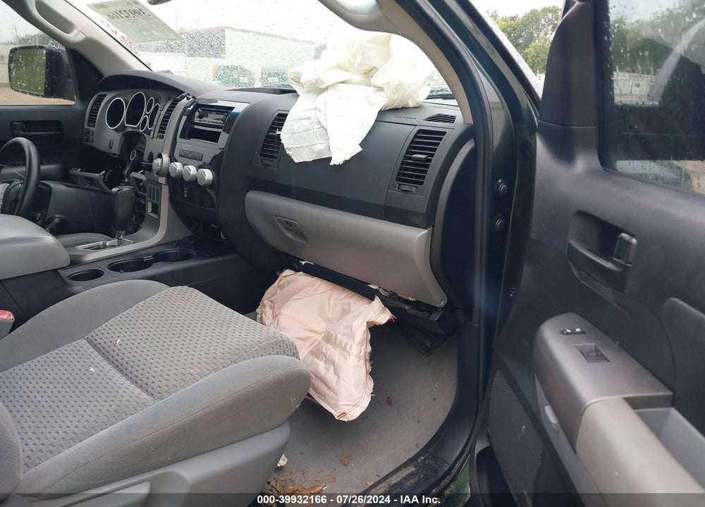 2011 TOYOTA TUNDRA GRADE 5.7L V8 VIN: 5TFRY5F19BX107619