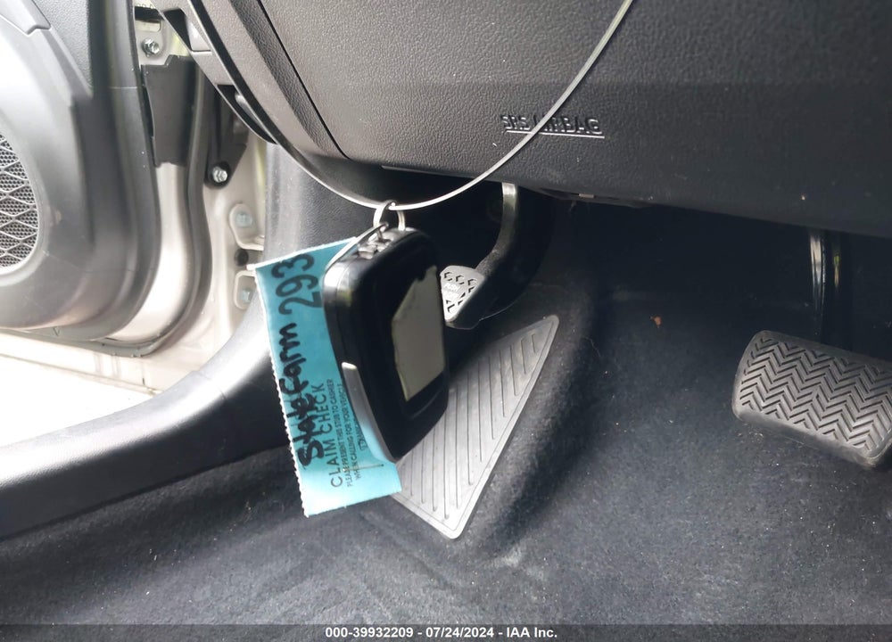 2020 TOYOTA PRIUS PRIME LE VIN: JTDKARFP3L3120747