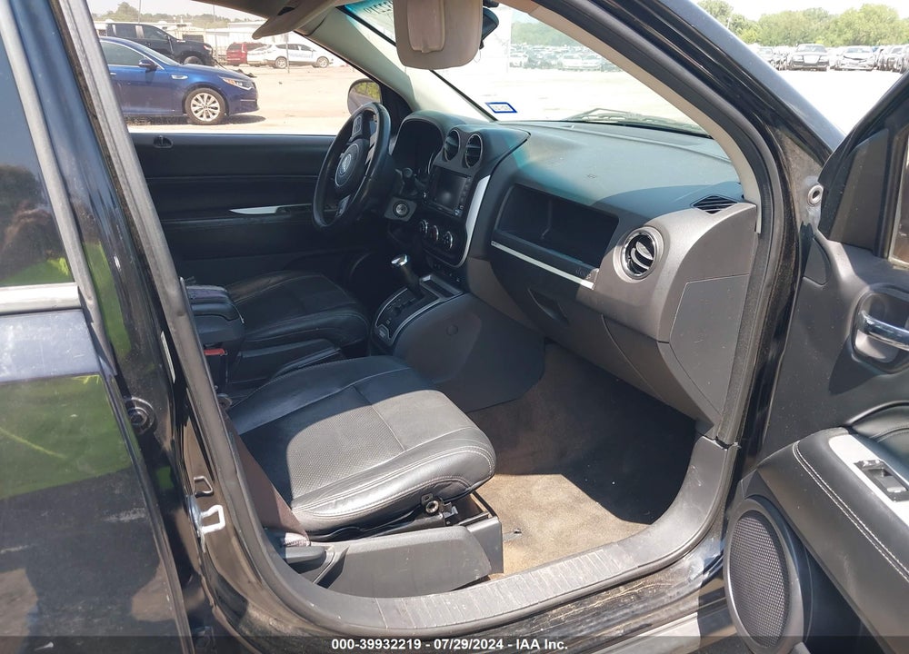2014 JEEP COMPASS HIGH ALTITUDE VIN: 1C4NJCEA3ED825858