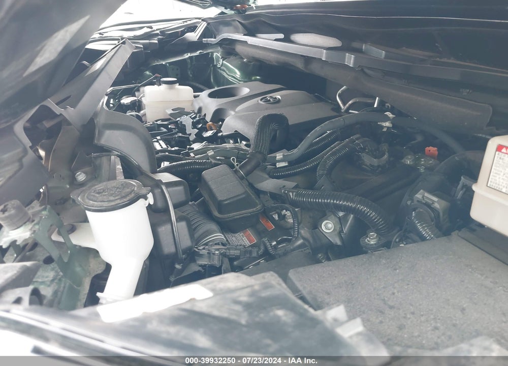 2021 TOYOTA SIENNA XLE VIN: 5TDYRKEC6MS013085
