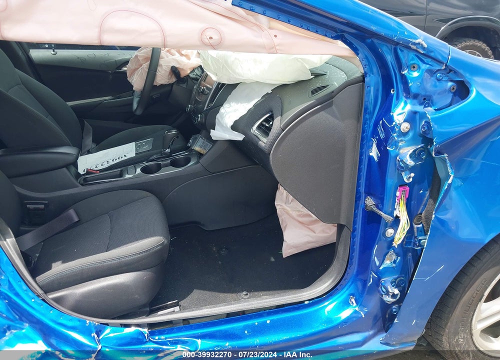 2017 CHEVROLET CRUZE LT AUTO VIN: 1G1BE5SM5H7122291