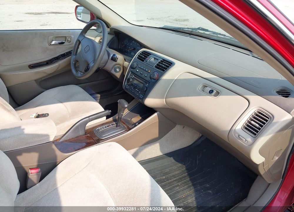 2002 HONDA ACCORD 2.3 SE VIN: JHMCG567X2C028351