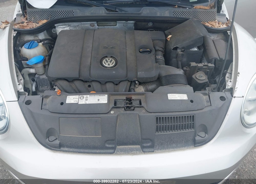 2012 VOLKSWAGEN BEETLE 2.5L VIN: 3VWJP7AT0CM633954