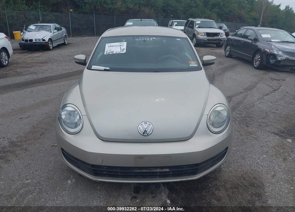 2012 VOLKSWAGEN BEETLE 2.5L VIN: 3VWJP7AT0CM633954