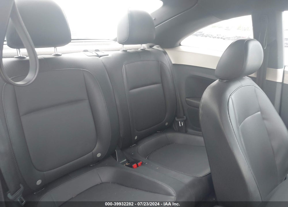 2012 VOLKSWAGEN BEETLE 2.5L VIN: 3VWJP7AT0CM633954