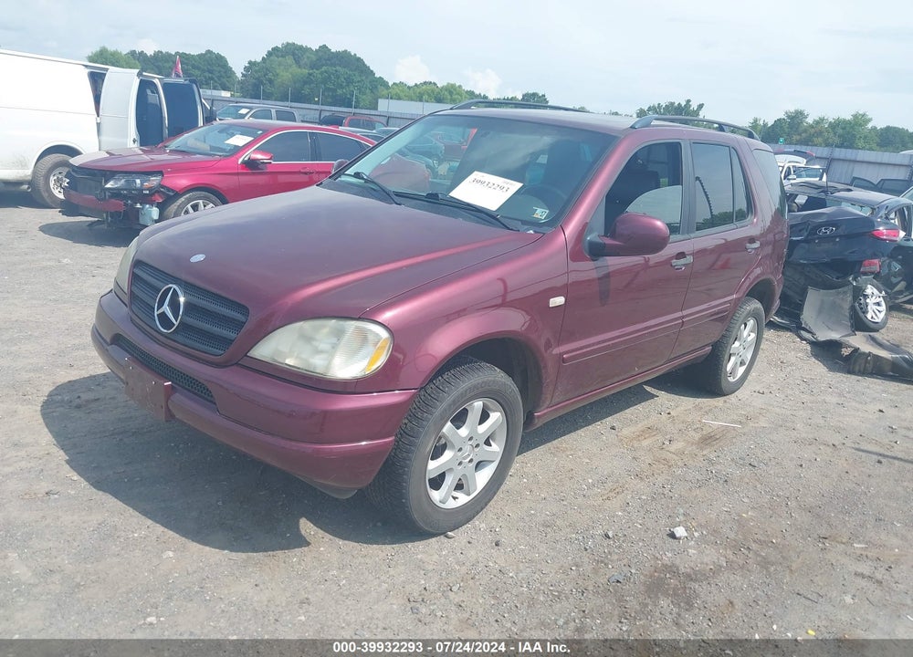 1999 MERCEDES-BENZ ML 430 VIN: 4JGAB72E9XA083833