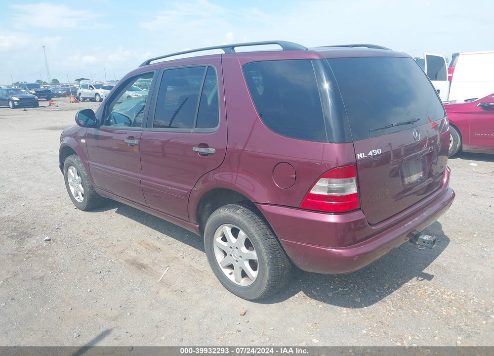 1999 MERCEDES-BENZ ML 430 VIN: 4JGAB72E9XA083833