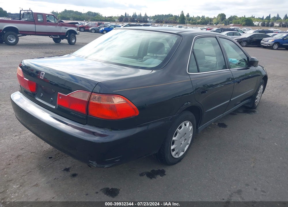 1999 HONDA ACCORD LX VIN: JHMCG564XXC004094