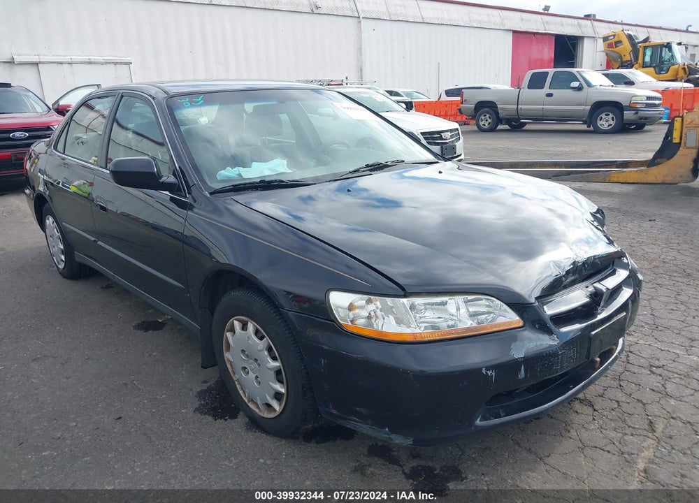 1999 HONDA ACCORD LX VIN: JHMCG564XXC004094