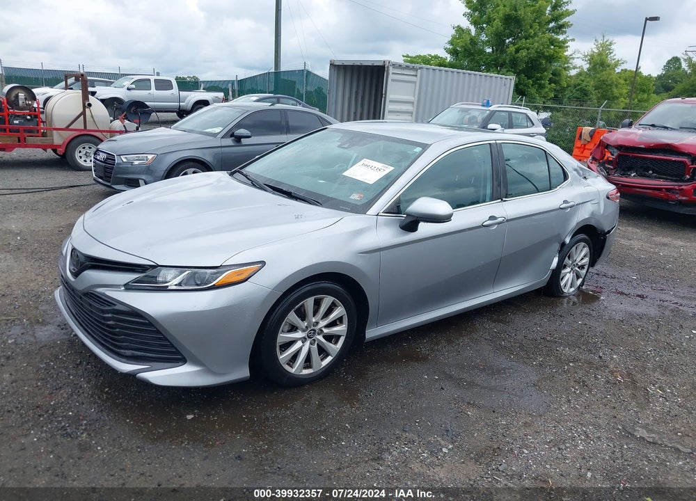2020 TOYOTA CAMRY LE VIN: 4T1C11AK8LU892572