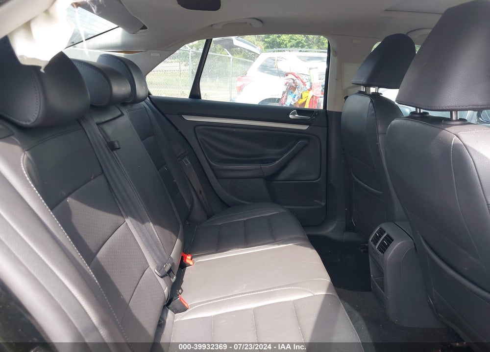 2009 VOLKSWAGEN JETTA SE/SEL VIN: 3VWRZ71K39M020613