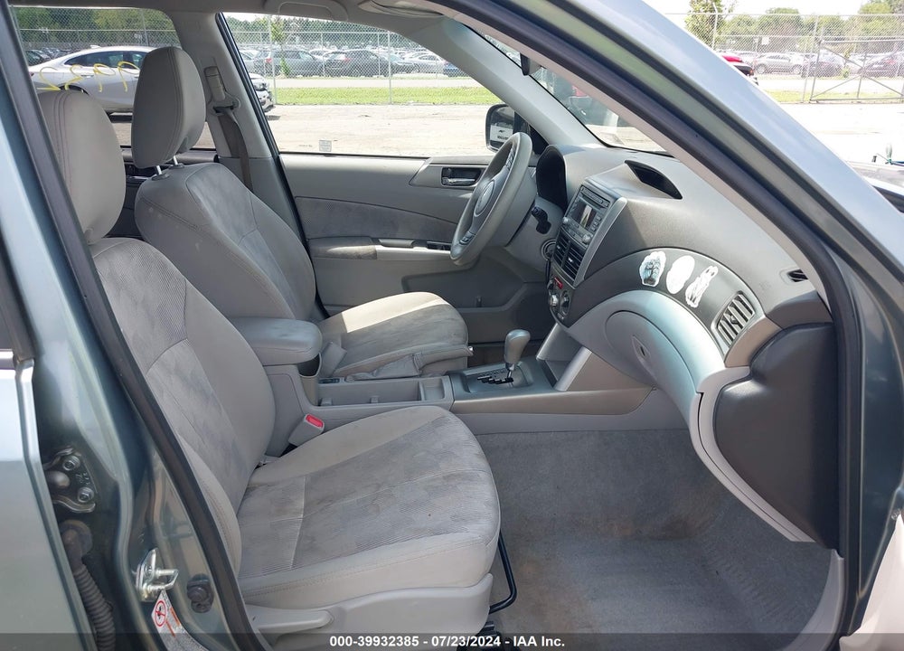 2010 SUBARU FORESTER 2.5X PREMIUM VIN: JF2SH6CC3AH916086