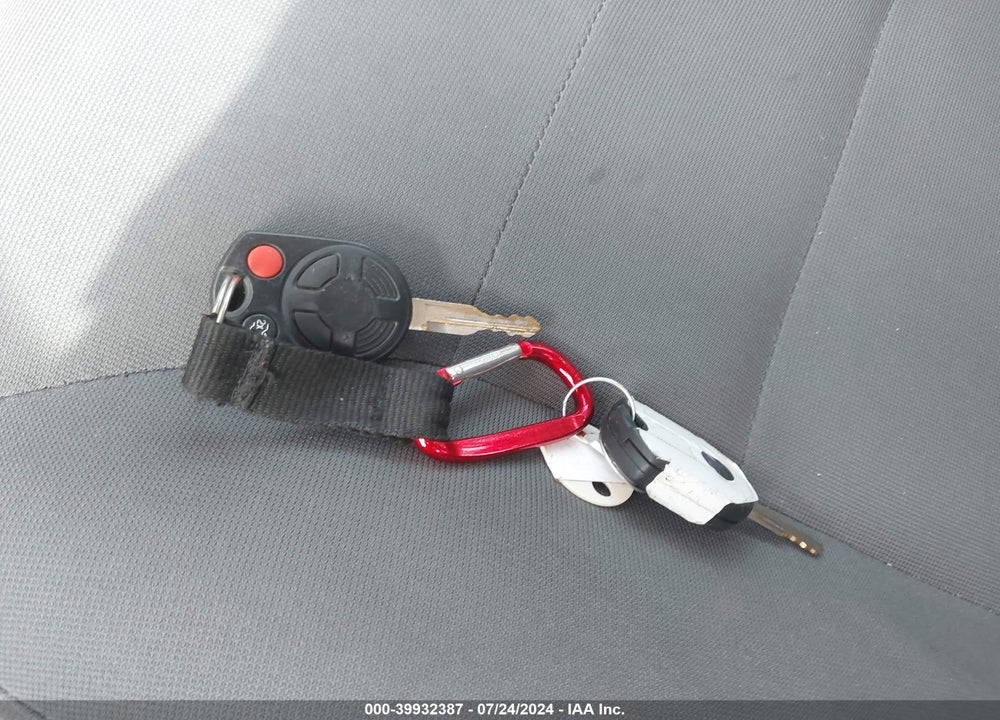 2008 FORD ESCAPE XLS VIN: 1FMCU02Z38KD64762