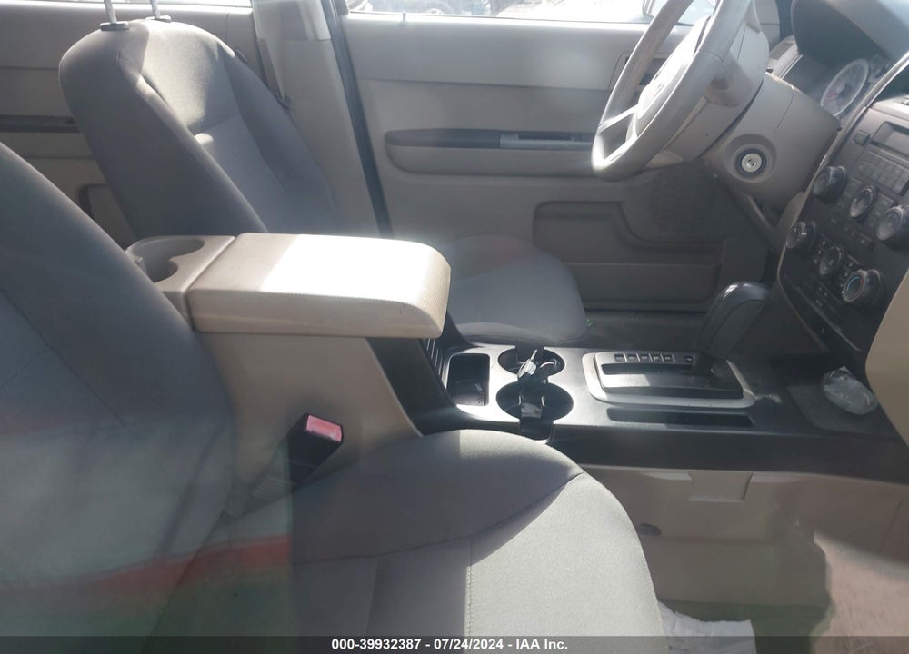 2008 FORD ESCAPE XLS VIN: 1FMCU02Z38KD64762
