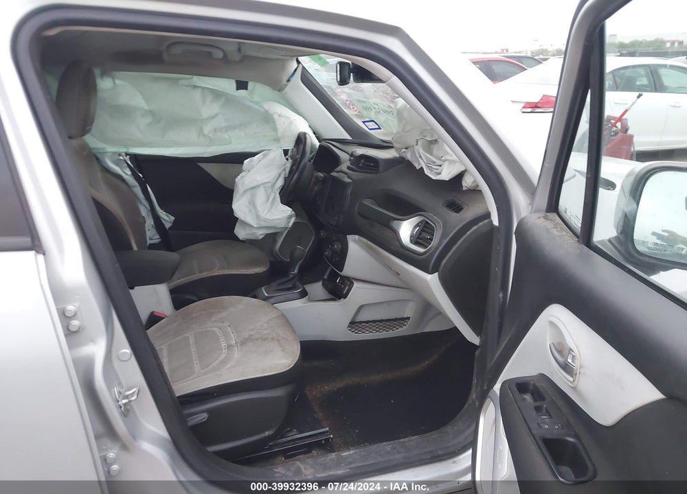 2019 JEEP RENEGADE LATITUDE FWD VIN: ZACNJABB4KPJ92797