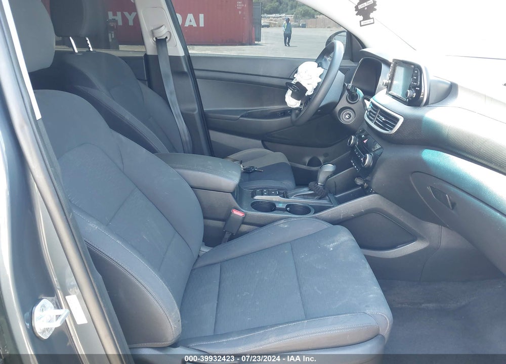 2020 HYUNDAI TUCSON SE VIN: KM8J2CA43LU163154