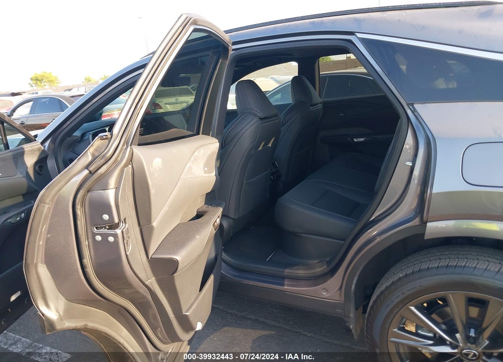 2023 LEXUS RX 350 F SPORT HANDLING VIN: 2T2BAMCA0PC026532