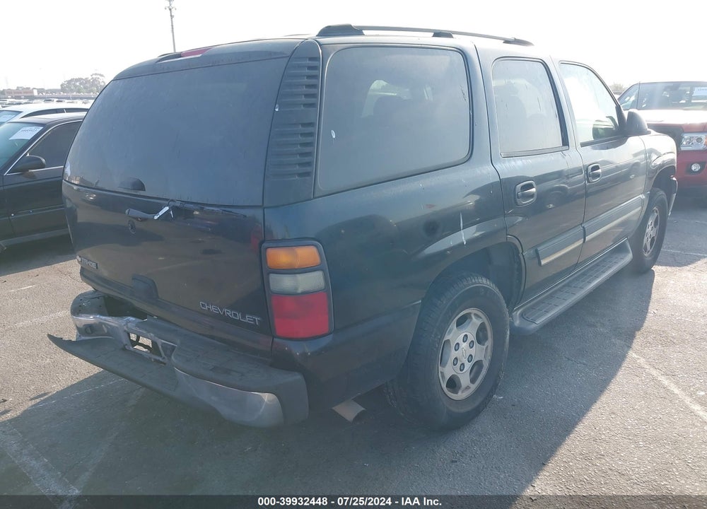 2005 CHEVROLET TAHOE LS VIN: 1GNEC13V05R100555
