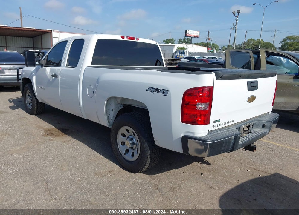 2011 CHEVROLET SILVERADO 1500 WORK TRUCK VIN: 1GCRKPEA9BZ259015
