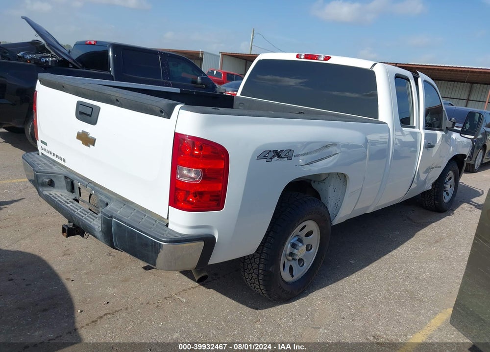 2011 CHEVROLET SILVERADO 1500 WORK TRUCK VIN: 1GCRKPEA9BZ259015