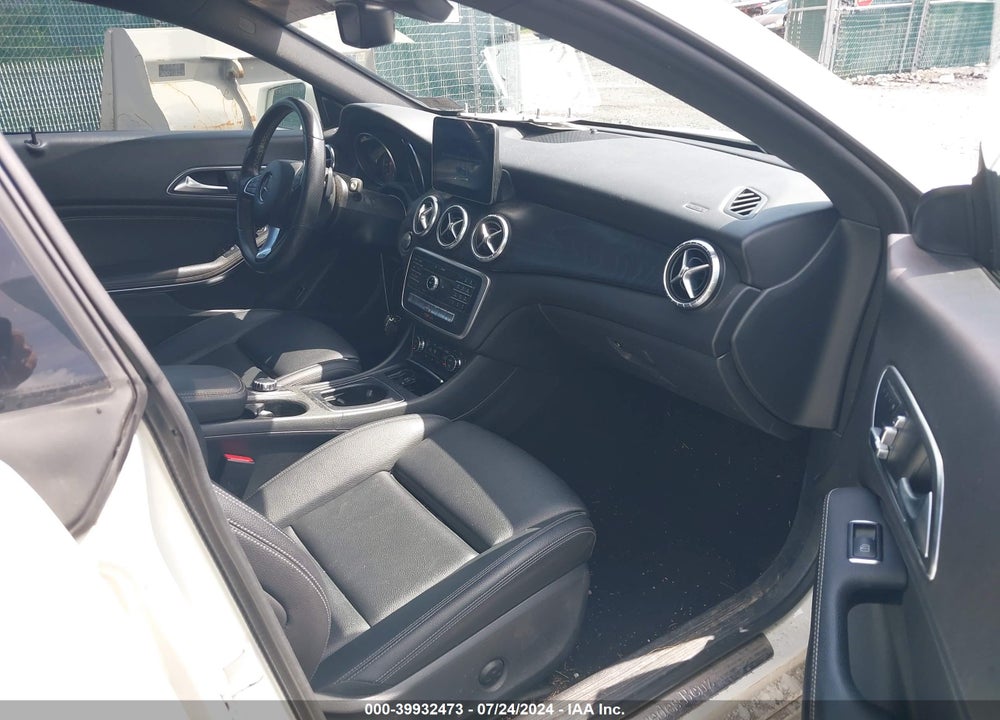 2018 MERCEDES-BENZ CLA 250 4MATIC VIN: WDDSJ4GB5JN568808