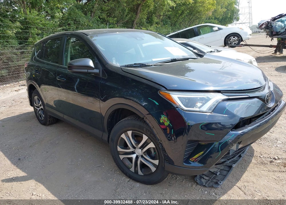 2018 TOYOTA RAV4 LE VIN: JTMZFREV0JJ185693