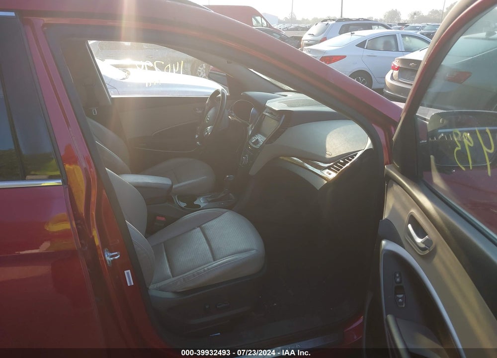 2015 HYUNDAI SANTA FE SPORT 2.4L VIN: 5XYZU3LB8FG245903
