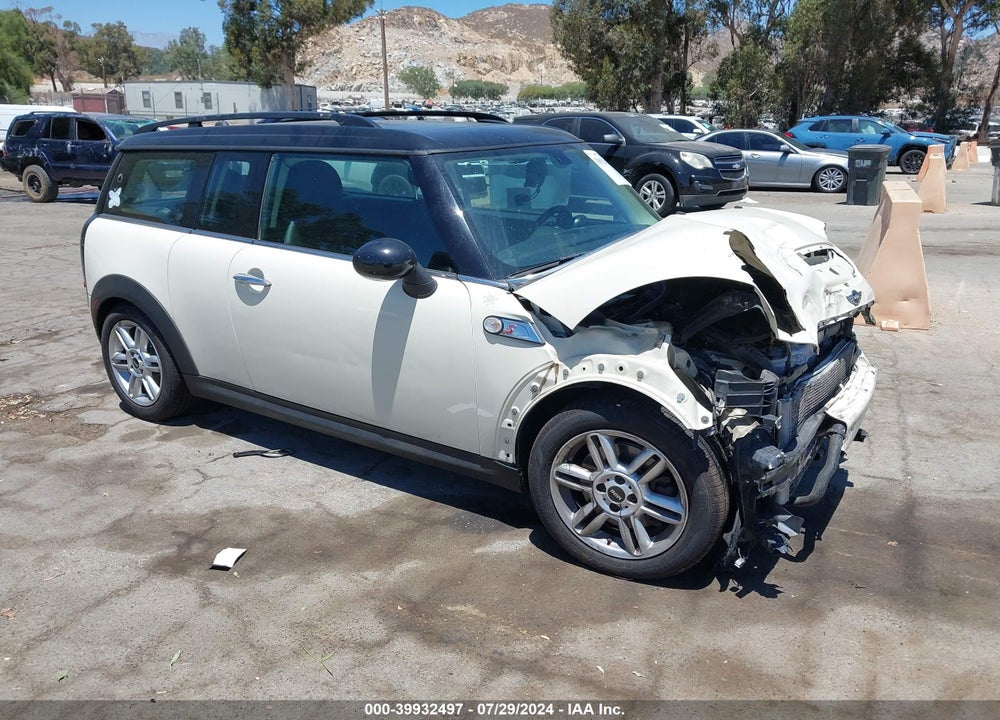 2013 MINI CLUBMAN COOPER S VIN: WMWZG3C57DTY39768