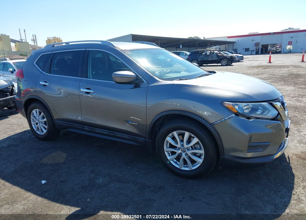 2017 NISSAN ROGUE HYBRID VIN: 5N1ET2MT6HC814575