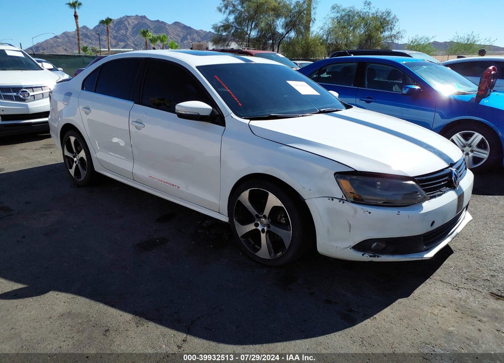 2011 VOLKSWAGEN JETTA 2.5L SE VIN: 3VWDZ7AJ9BM025595