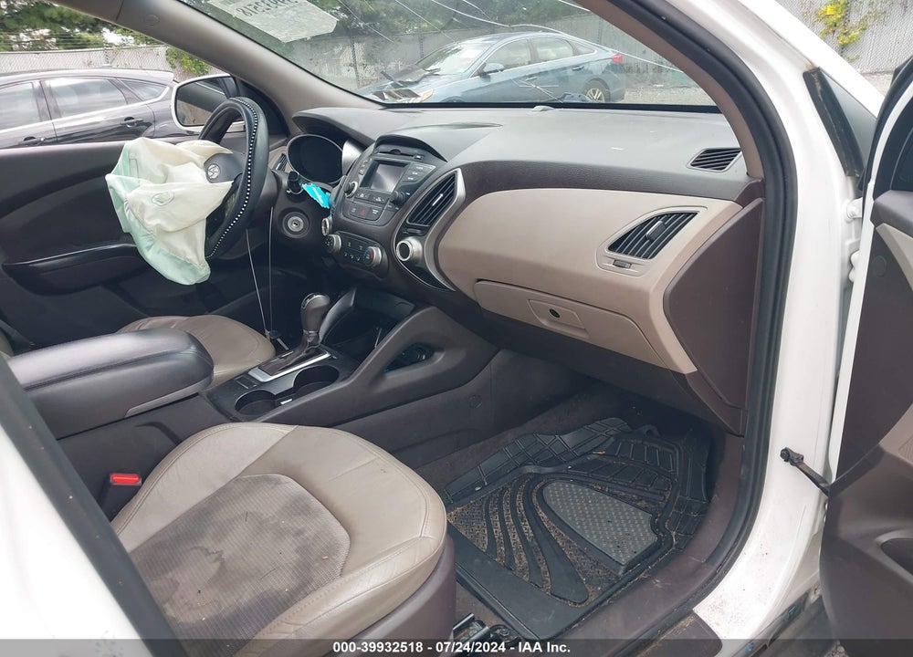 2015 HYUNDAI TUCSON GLS VIN: KM8JT3AF0FU967348
