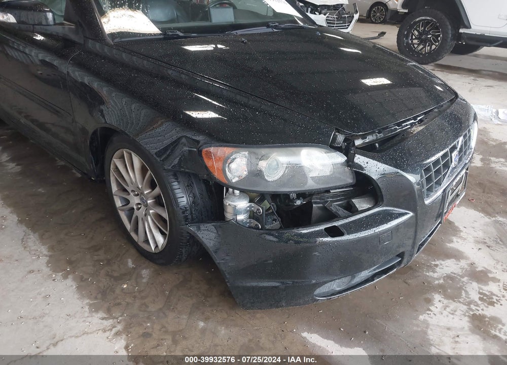 2009 VOLVO C70 T5 VIN: YV1MC672X9J071159