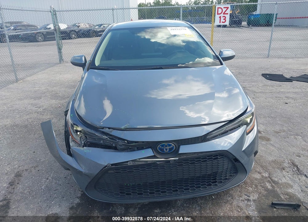 2022 TOYOTA COROLLA HYBRID LE VIN: JTDEAMDE4N3000461