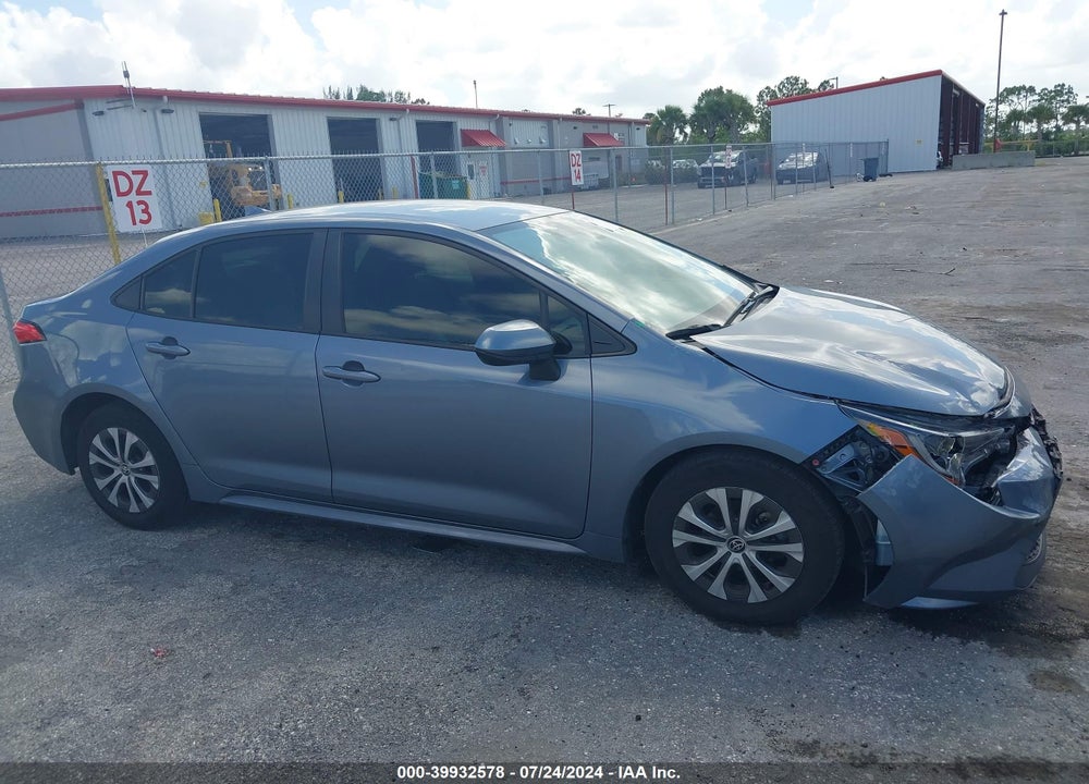 2022 TOYOTA COROLLA HYBRID LE VIN: JTDEAMDE4N3000461