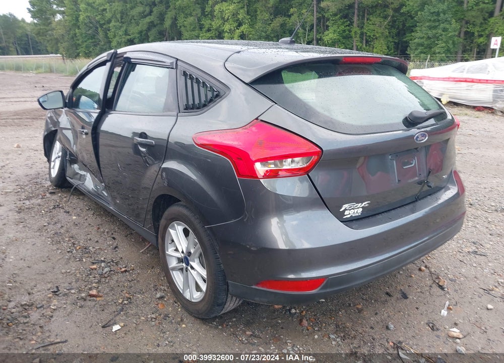 2017 FORD FOCUS SE VIN: 1FADP3K26HL208056