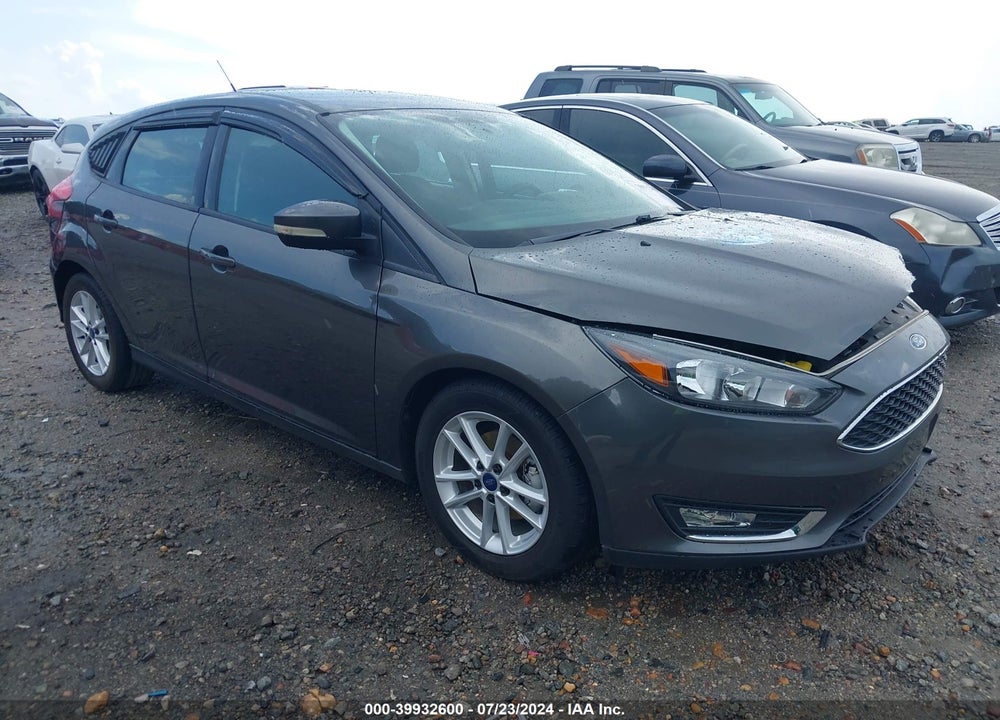 2017 FORD FOCUS SE VIN: 1FADP3K26HL208056