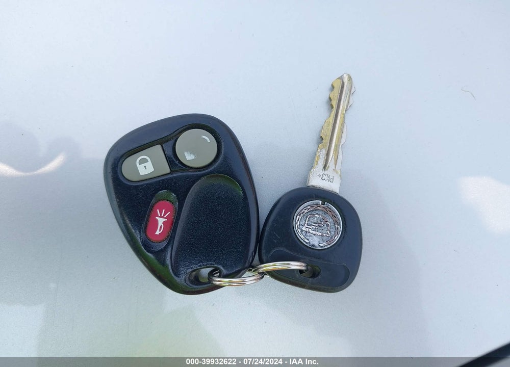 2004 CADILLAC SRX STANDARD VIN: 1GYEE637140150136