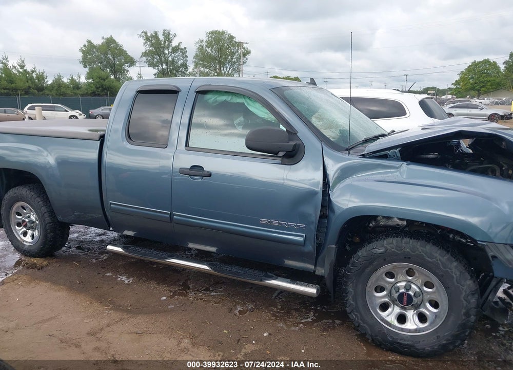 2011 GMC SIERRA 1500 SLE VIN: 1GTR2VEA9BZ392149