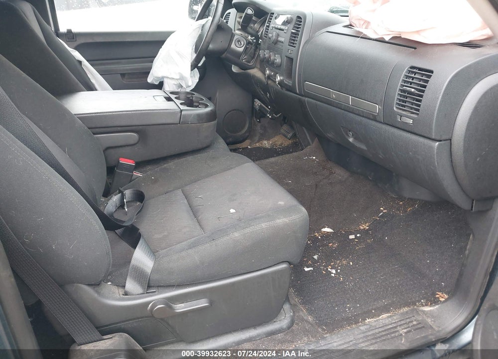 2011 GMC SIERRA 1500 SLE VIN: 1GTR2VEA9BZ392149