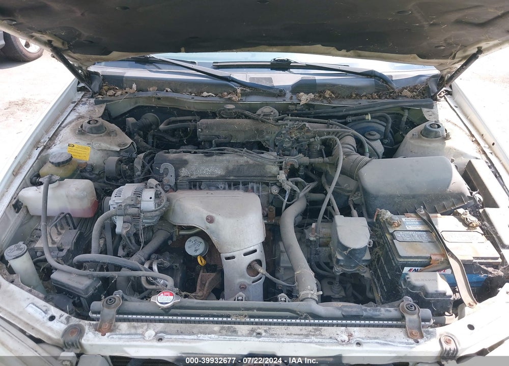 2001 TOYOTA CAMRY LE VIN: JT2BG22K310596925