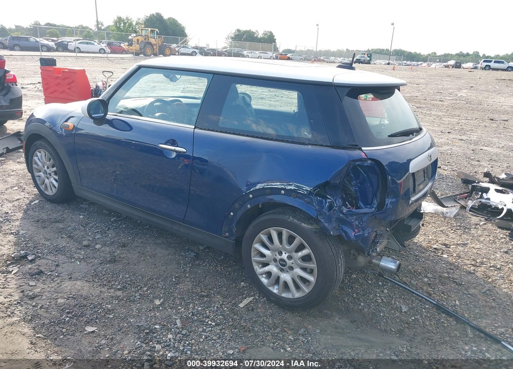 2015 MINI HARDTOP COOPER VIN: WMWXM5C5XFT939054
